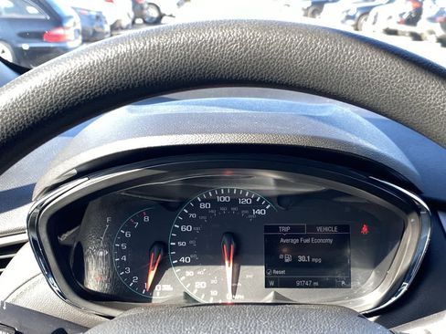 Used 2017 Chevrolet Trax LT image 28