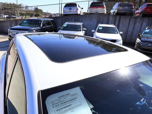 Used 2018 Porsche Cayenne Platinum Edition image 31