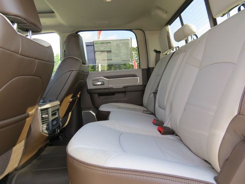 New 2025 RAM 2500 Laramie image 18