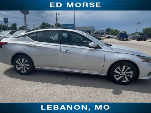Used 2022 Nissan Altima 2.5 S FWD image 9