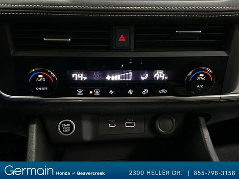 Used 2023 Nissan Rogue SV image 25