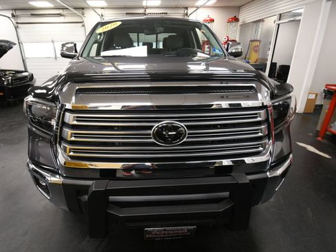 Used 2020 Toyota Tundra Limited w/ Limited Premium Package AWD/4WD image 2