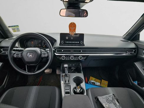 Used 2025 Honda Civic Sport image 10