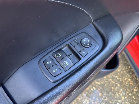 Used 2016 Dodge Challenger R/T Scat Pack image 16