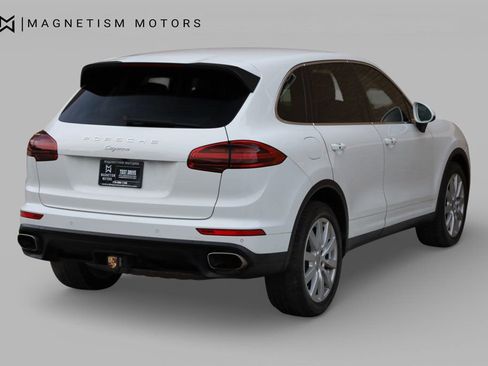 Used 2016 Porsche Cayenne image 7