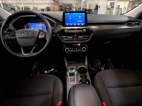 Certified 2024 Ford Escape Active AWD/4WD image 14
