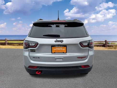 Certified 2025 Jeep Compass Trailhawk w/ Trailhawk Elite Group AWD/4WD image 7