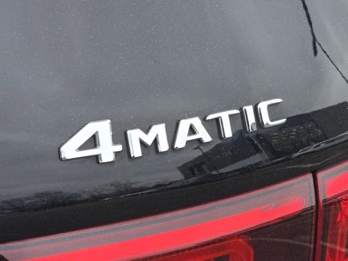 Used 2023 Mercedes-Benz GLB 250 GLB 250 image 5