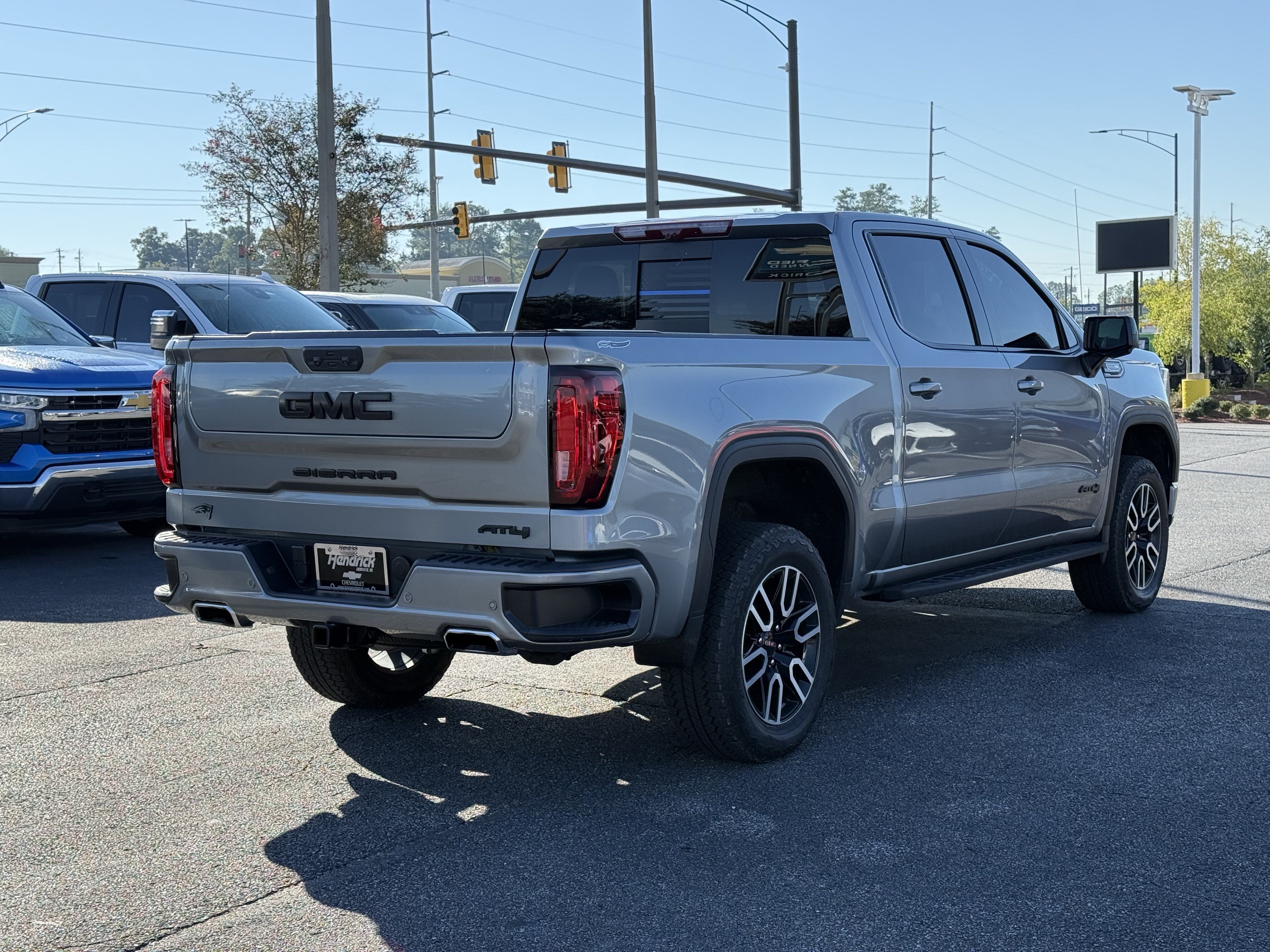 Used 2026 GMC Sierra 1500 AT4 w/ AT4 Premium Package AWD/4WD image 11