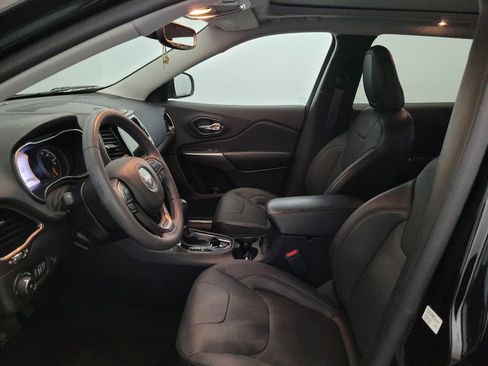 Used 2021 Jeep Cherokee Limited AWD/4WD image 17