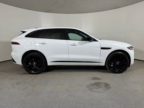 Used 2025 Jaguar F-PACE R-Dynamic S image 5