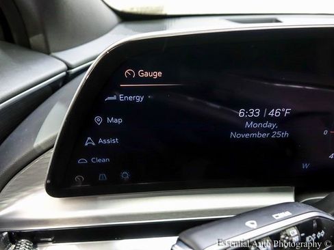 New 2025 Cadillac Lyriq Luxury w/ LPO, Floor Liner Package image 13