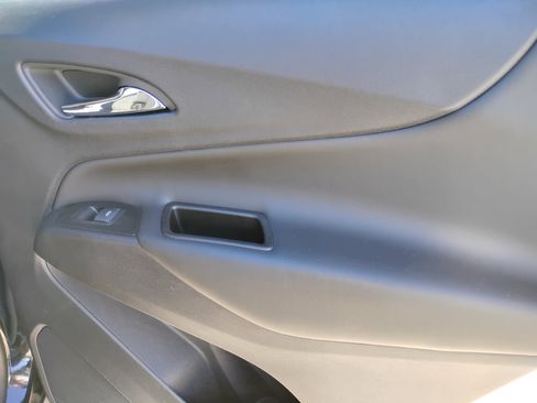 Used 2022 Chevrolet Equinox LT image 21