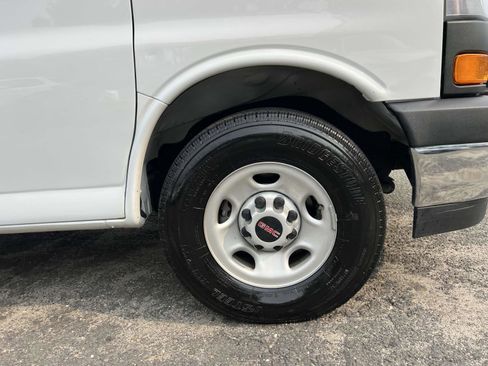 Used 2023 GMC Savana 3500 w/ Power Convenience Package image 10