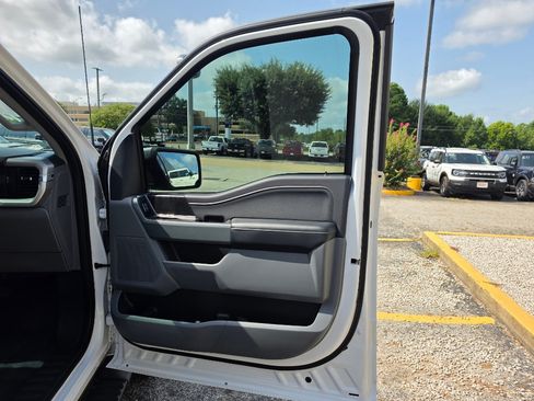 Used 2022 Ford F150 XLT w/ Equipment Group 301A Mid AWD/4WD image 16