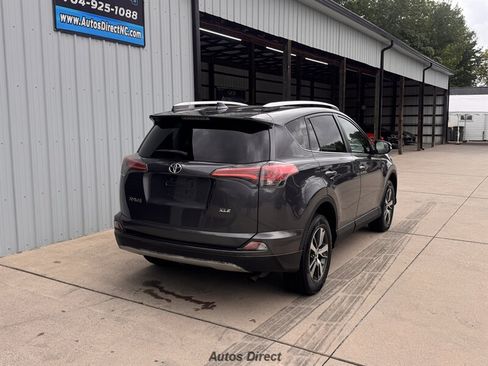 Used 2016 Toyota RAV4 XLE FWD image 10