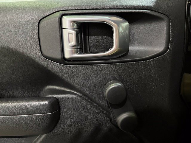 Used 2023 Jeep Wrangler Sport AWD/4WD image 14