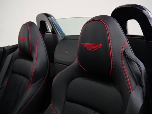 New 2026 Aston Martin V8 Vantage image 5