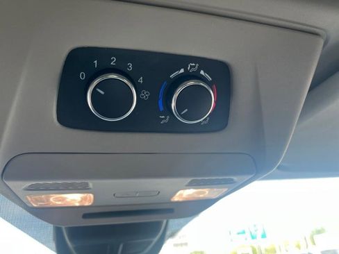 Used 2023 Ford Transit 350 XLT image 10