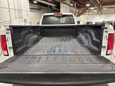 Used 2016 RAM 3500 Tradesman w/ Chrome Appearance Group image 6