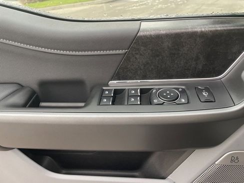 New 2026 Ford F250 XLT w/ XLT Premium Package image 19