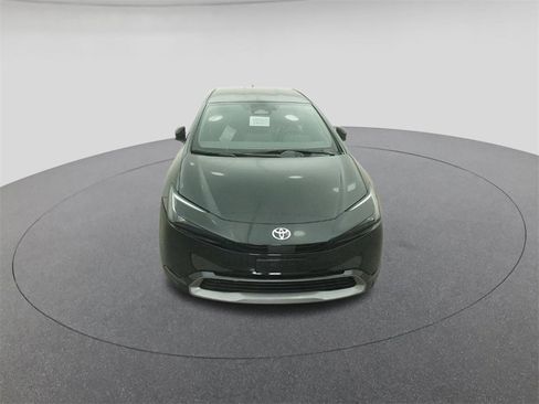 New 2026 Toyota Prius XLE image 15
