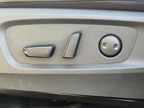 Certified 2025 Nissan Pathfinder Rock Creek image 16