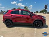 Certified 2022 Chevrolet Trax LT w/ Driver Confidence Package image 2