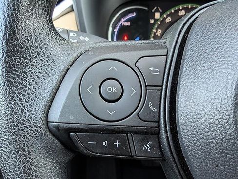 Used 2023 Toyota RAV4 LE AWD/4WD image 21