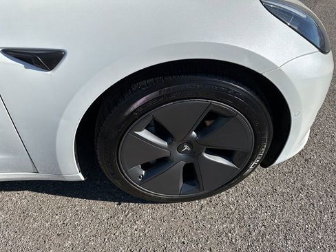 Used 2021 Tesla Model 3 Long Range image 12