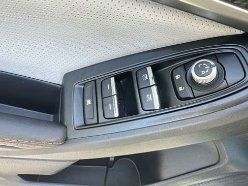 Used 2020 Subaru Crosstrek 2.0i Limited w/ Moonroof Package AWD/4WD image 23