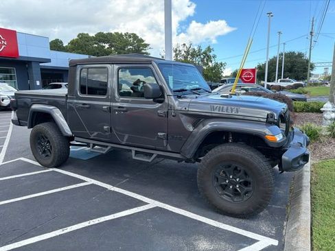 Used 2021 Jeep Gladiator Sport AWD/4WD image 8