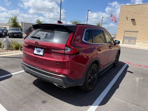 Used 2024 Honda CR-V Sport Touring image 4