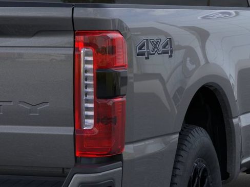 New 2026 Ford F350 Lariat w/ Black Appearance Package AWD/4WD image 21