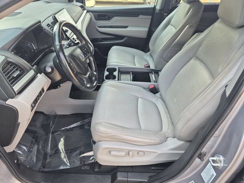 Used 2022 Honda Odyssey EX-L image 12