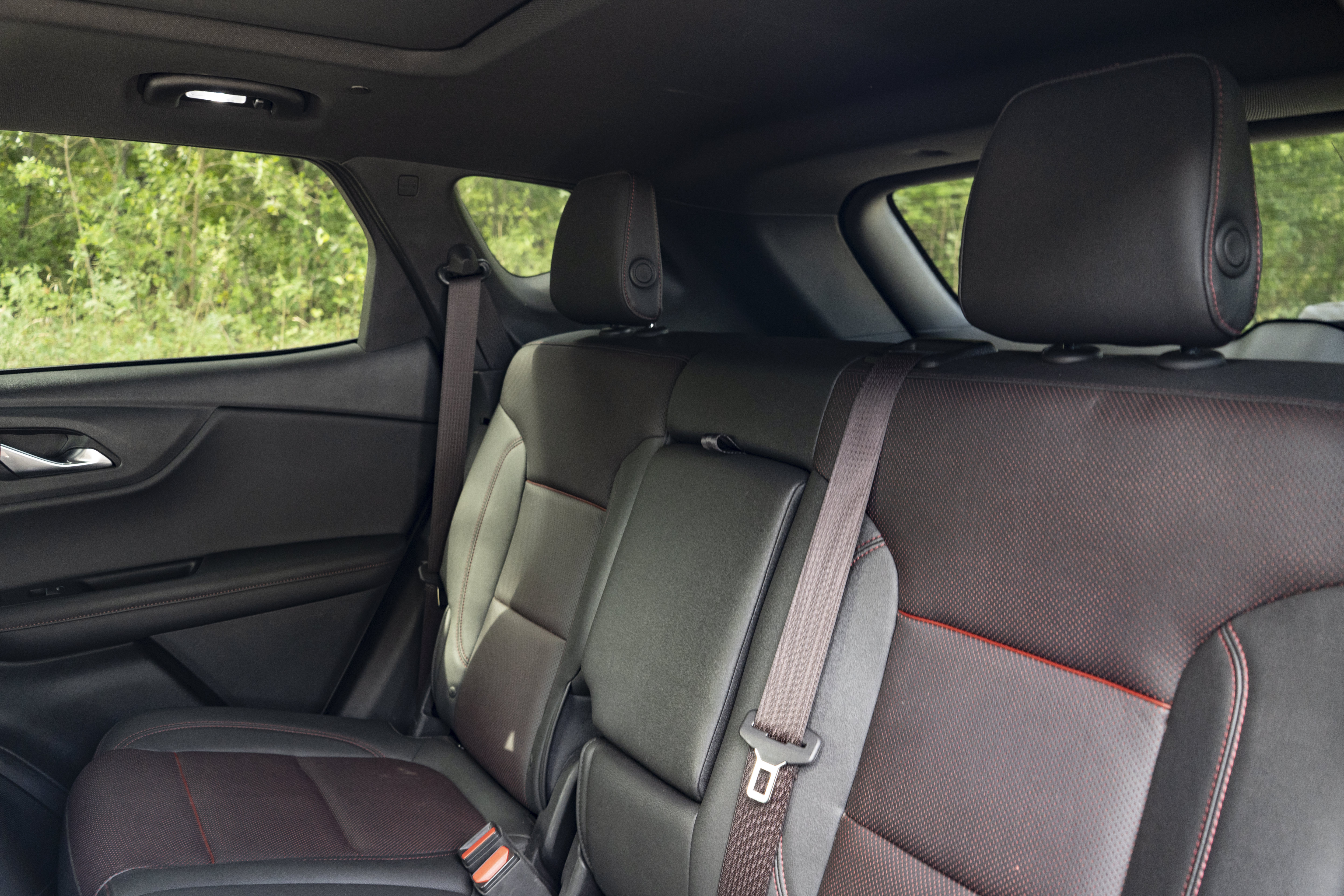 Used 2021 Chevrolet Blazer RS w/ Enhanced Convenience Package FWD image 18