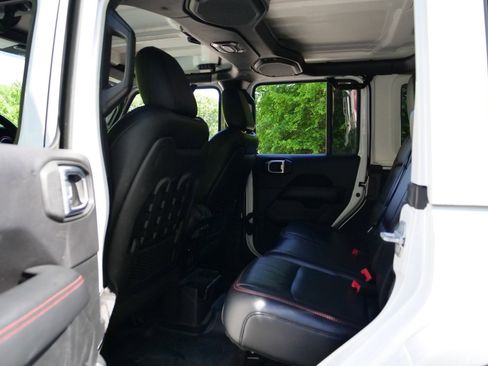 Used 2019 Jeep Wrangler Unlimited Rubicon AWD/4WD image 26