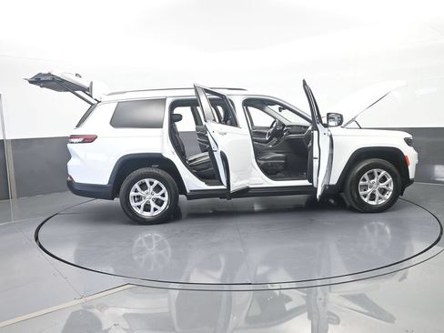 Used 2023 Jeep Grand Cherokee L Limited AWD/4WD image 77