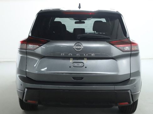 Used 2024 Nissan Rogue S image 42