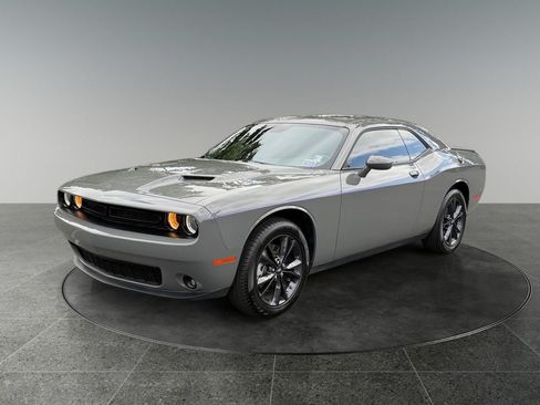 Used 2023 Dodge Challenger SXT w/ Blacktop Package AWD/4WD image 3
