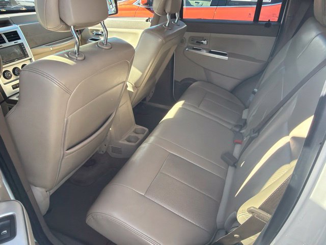 Used 2010 Jeep Liberty Limited AWD/4WD image 27