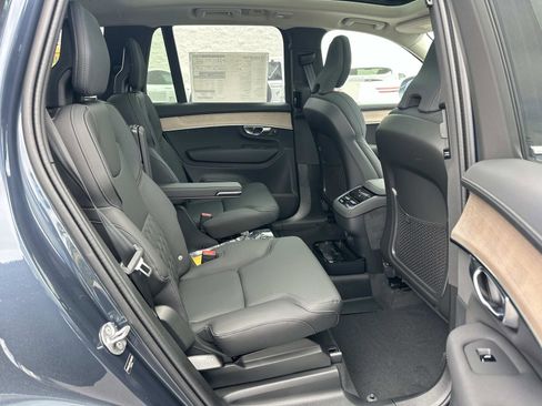 New 2026 Volvo XC90 B5 Plus image 20
