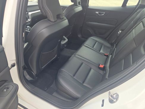 Used 2024 Volvo S60 B5 Core FWD image 14