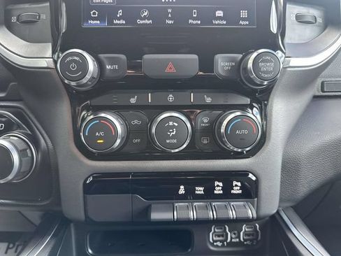 Used 2022 RAM 1500 Big Horn AWD/4WD image 70