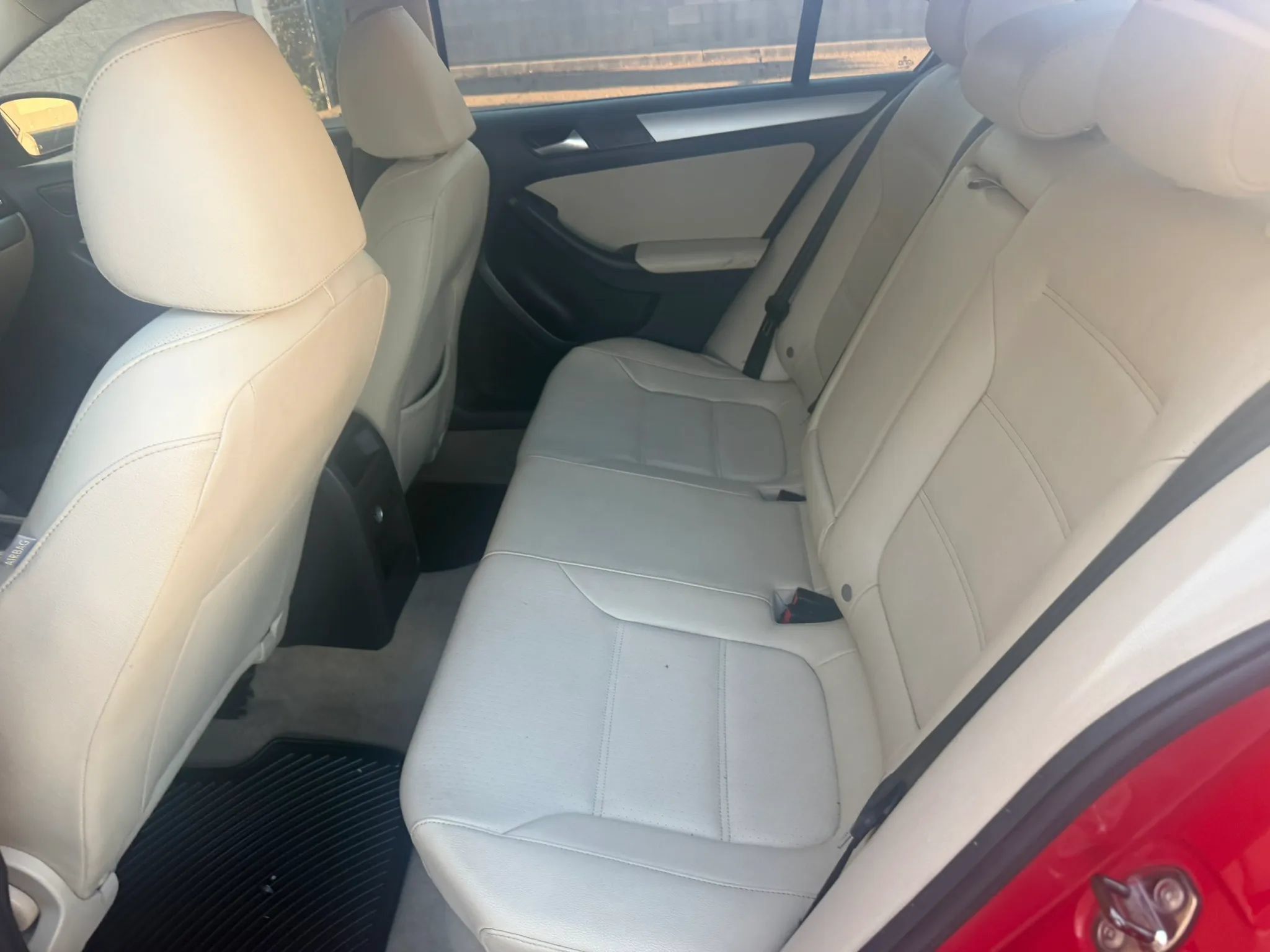 Used 2012 Volkswagen Jetta TDI FWD image 18