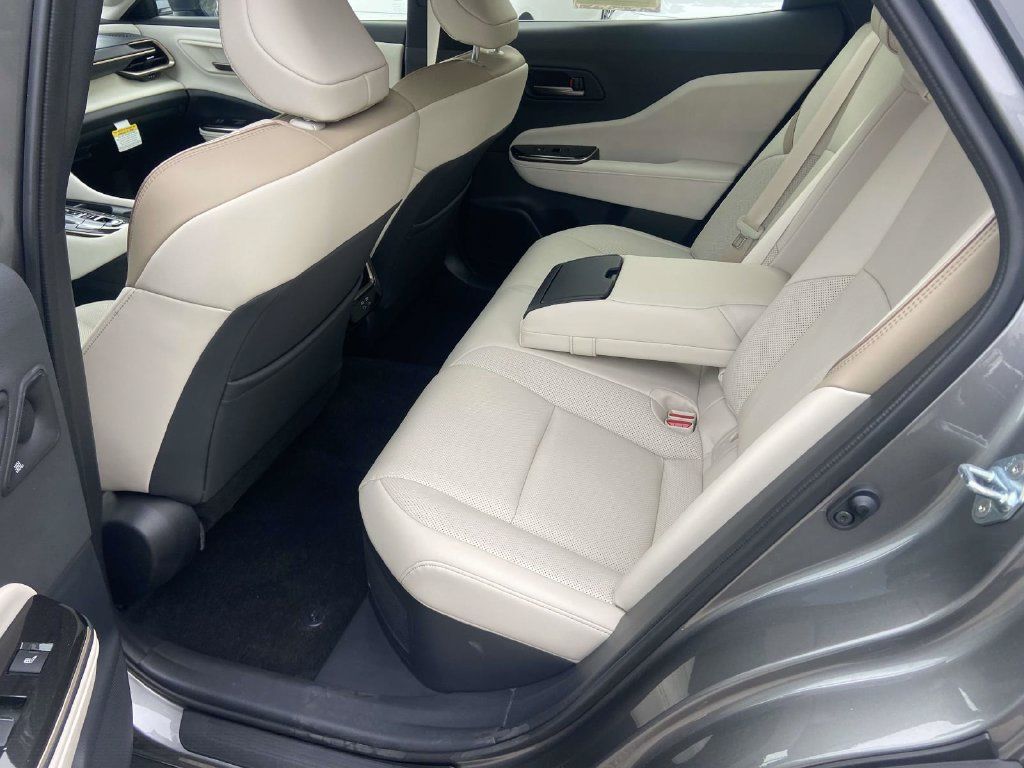 Used 2026 Toyota Crown w/ Advanced Technology Package AWD/4WD image 18
