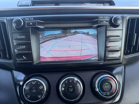 Used 2016 Toyota RAV4 LE AWD/4WD image 26