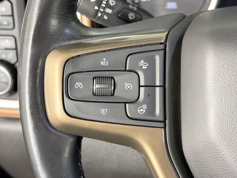 Used 2021 Chevrolet Silverado 1500 High Country w/ Technology Package AWD/4WD image 24