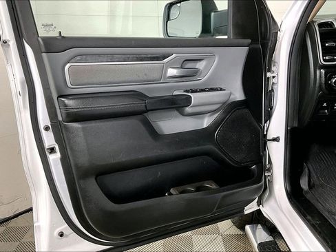 Used 2019 RAM 1500 Big Horn image 22