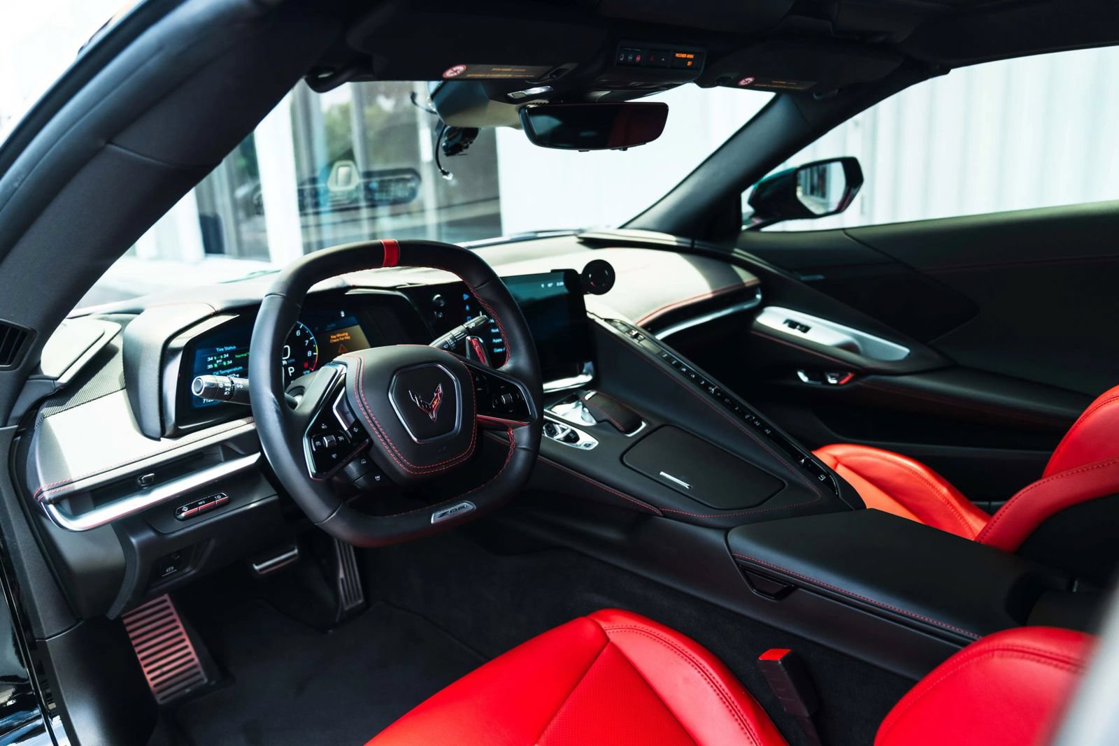 Used 2025 Chevrolet Corvette Z06 RWD image 15